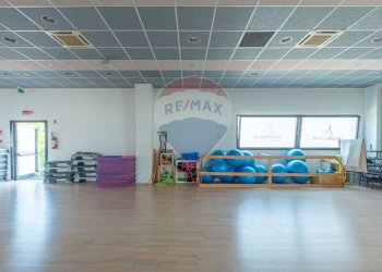 Palestra - Locale Commerciale VIA DEL CONCHELLO
 
9, Canossa - foto 12