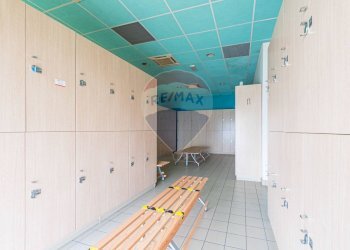 Stanza vuota - Locale Commerciale VIA DEL CONCHELLO
 
9, Canossa - foto 24