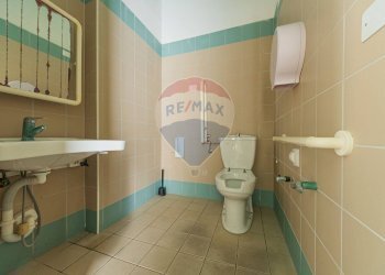 Bagno - Locale Commerciale VIA DEL CONCHELLO
 
9, Canossa - foto 31