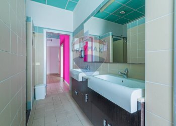 Bagno - Locale Commerciale VIA DEL CONCHELLO
 
9, Canossa - foto 38