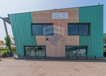 Edificio all\'aperto - Locale Commerciale VIA DEL CONCHELLO
 
9, Canossa - foto 55