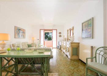 Foto 8 - Trilocale Via Pini d'Aleppo
 
22, Varazze - foto 8