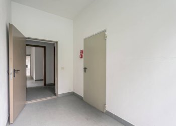 Foto 17 - Laboratory Via Piazzolo
 
5, Villa d'Adda - photo 17