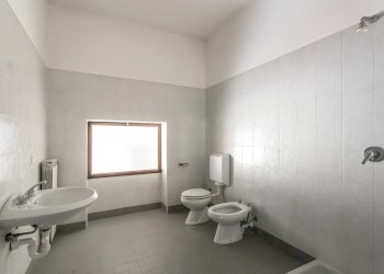 Foto 19 - Laboratory Via Piazzolo
 
5, Villa d'Adda - photo 19