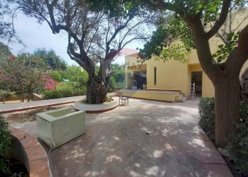 Terrazza - Villa Agli Androni
 
1, Terrasini - foto 1