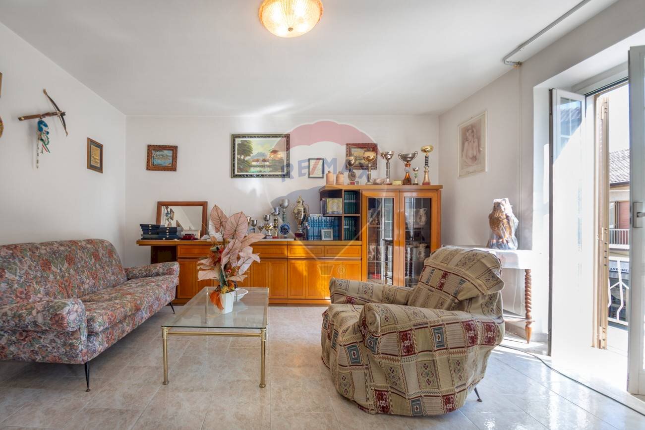 Soggiorno - Semi-detached house Viale Regina Margherita
 
74, Villamagna - photo 1