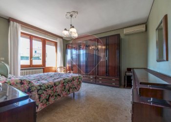 Camera / camera da letto - Casa semi indipendente Viale Regina Margherita
 
74, Villamagna - foto 8