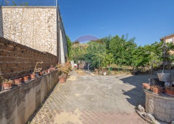 Terrazza - Casa semi indipendente Viale Regina Margherita
 
74, Villamagna - foto 14