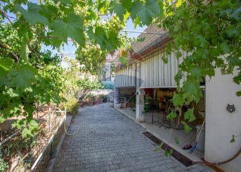 Casa all\'aperto - Casa semi indipendente Viale Regina Margherita
 
74, Villamagna - foto 18