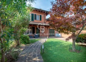 Foto 1 - Villa Via Giovanni Paolo
 
11, Battuda - foto 1