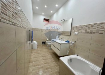 Bagno - Quadrilocale Largo Della Martora
 
5, Palermo - foto 11