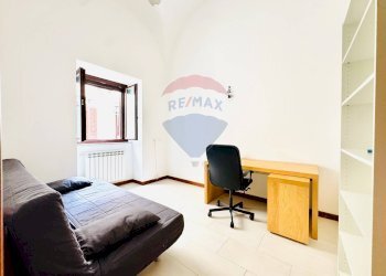 Camera / camera da letto - Quadrilocale Vicolo Chiesa Di Sant'orsola
 
6, Palermo - foto 18