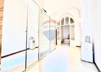 Hall / corridoio - Quadrilocale Vicolo Chiesa Di Sant'orsola
 
6, Palermo - foto 13