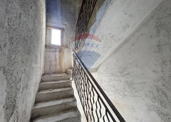 Scale - Independent house Corso Vittorio Emanuele
 
400, Terrasini - photo 5