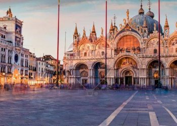 Edificio all\'aperto - Negozio Sestiere San Marco, Venezia - foto 3