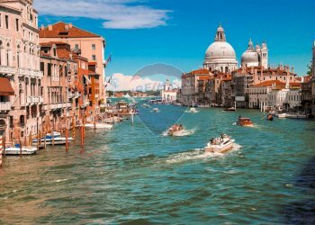 Vista dell\'acqua - Negozio Sestiere San Marco, Venezia - foto 8