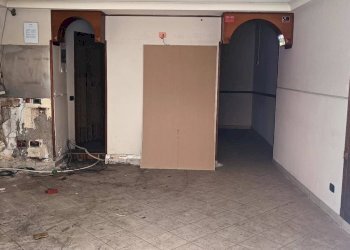 Foto 3 - Locale Commerciale via Castaldo, Nocera Inferiore - foto 3