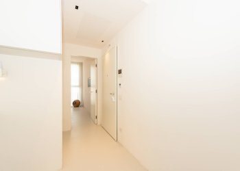 Foto 24 - Trilocale Via Dalmazia
 
1, Jesolo - foto 24