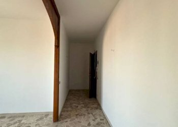 Corridoio - Appartamento via Martiri di Belfiore, Carpi - foto 4