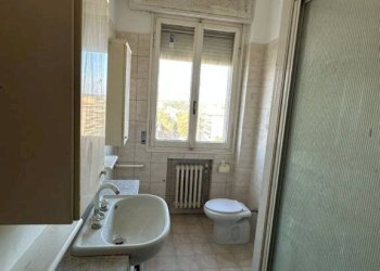Bagno - Appartamento via Martiri di Belfiore, Carpi - foto 7