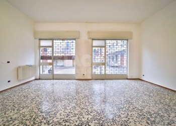 Foto 5 - Negozio Vimodrone - foto 5