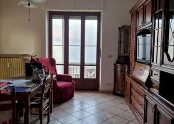 Salone - Trilocale via Santorre Santarosa, Grugliasco - foto 4