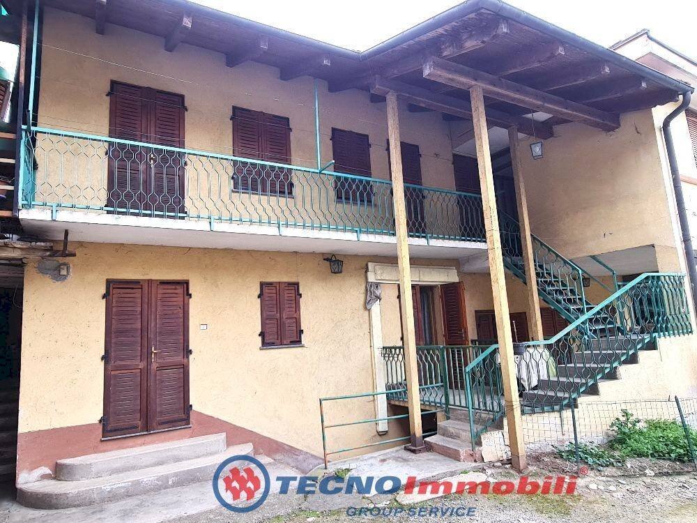 Facciata - Independent house via Del Fossale, Rocca Canavese - photo 3