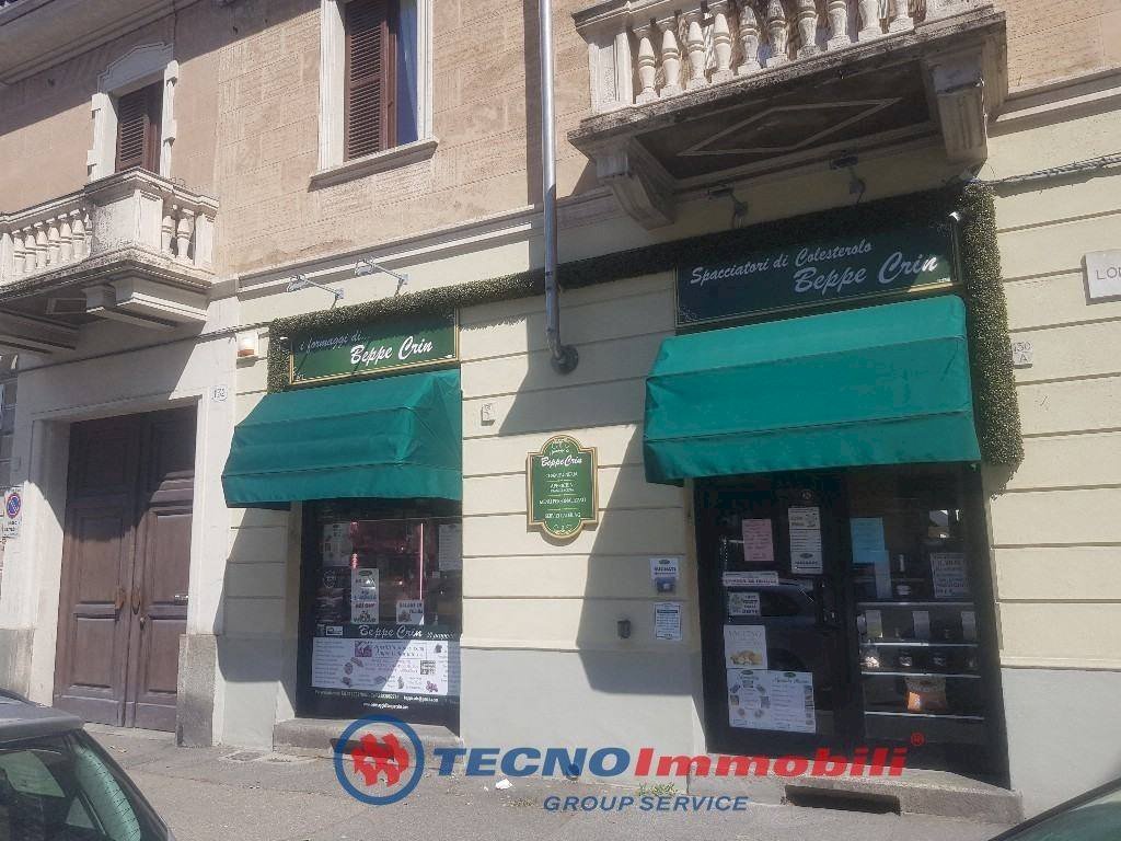 Facciata - Negozio corso Lombardia, Torino (zona Madonna Campagna) - foto 1