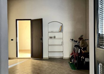 Foto 11 - Commercial Premises Savona - photo 11