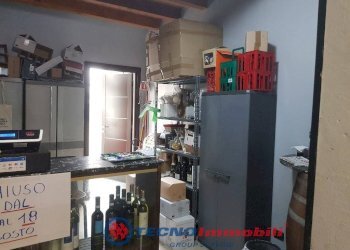 Cantina - Shop via Borgaro, Torino (neighborhood Madonna Campagna) - photo 6