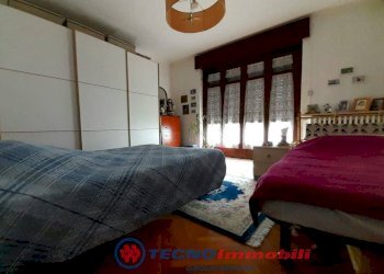 Camera da letto - Appartamento via Marchese Della Rocca, Lanzo Torinese - foto 2