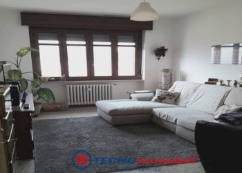 Salone - Appartamento via Marchese Della Rocca, Lanzo Torinese - foto 3