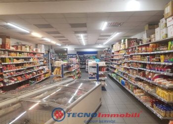 Interno non residenziale - Shop corso Vercelli, Torino (neighborhood Aurora) - photo 2