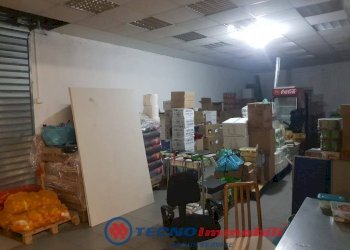 Magazzino - Shop corso Vercelli, Torino (neighborhood Aurora) - photo 9