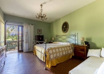 Camera da letto - Villa strada F, Roma - photo 37