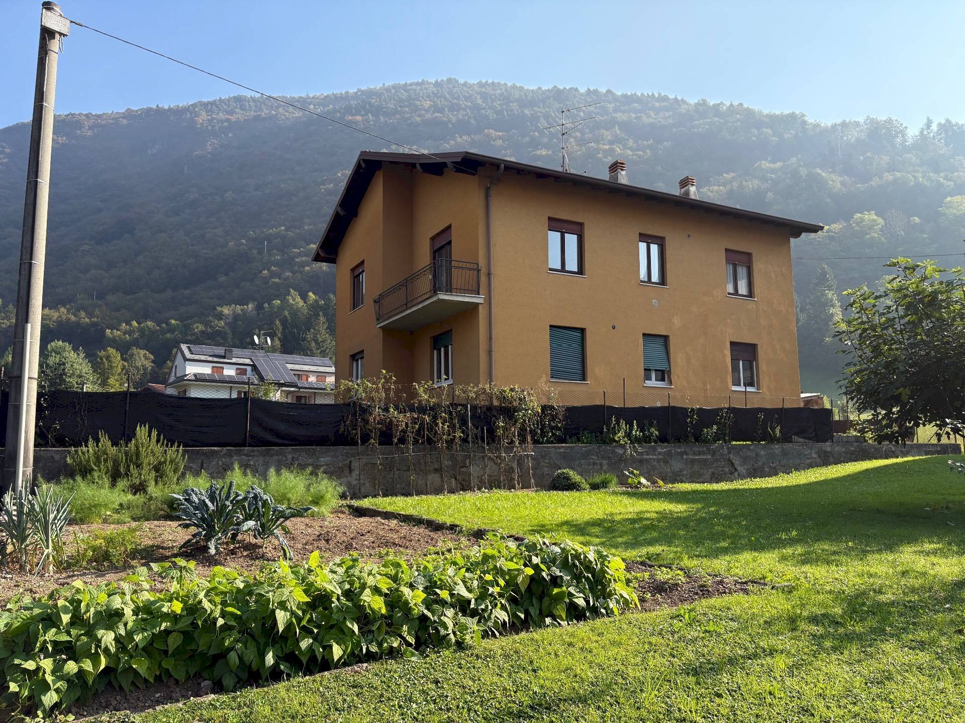 Foto 1 - Casa indipendente via Mazzini, Piario - foto 1