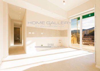 Soggiorno - Trilocale via Monte Zovetto, Genova - foto 2