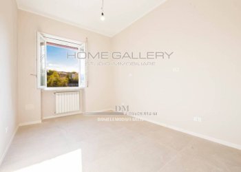 Camera da letto - Trilocale via Monte Zovetto, Genova - foto 7