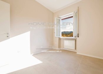 Camera da letto - Trilocale via Monte Zovetto, Genova - foto 8