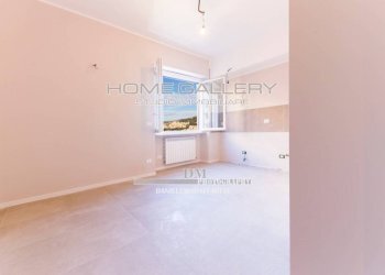 Soggiorno - Trilocale via Monte Zovetto, Genova - foto 2