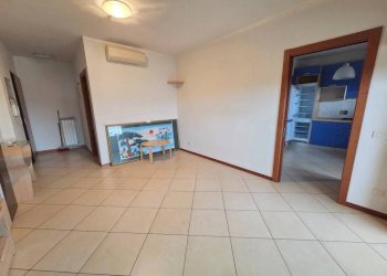 Cucina - Quadrilocale via Vincenzo Bellini, Signa - foto 4