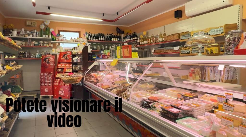 Interno non residenziale - Alimentari - Gastronomia piazza Balp De Roche Brune, Chiomonte - foto 1