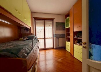 Camera da letto - Appartamento via Generale Como, 42, Villastellone - foto 15
