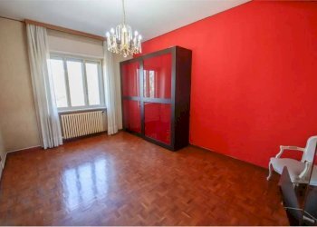 Camera da letto - Villa via Castelvecchio, Montalenghe - foto 16