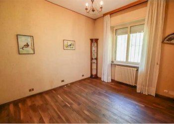 Camera da letto - Villa via Castelvecchio, Montalenghe - foto 24