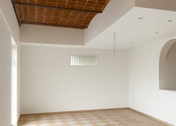 Stanza non arredata - Negozio corso Savona, Asti - foto 1