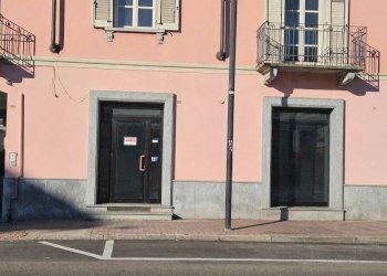 Facciata - Negozio corso Savona, Asti - foto 20