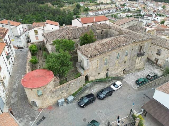 Vista - Stabile - Palazzo corso Giuseppe Garibaldi, San Giorgio Lucano - foto 1
