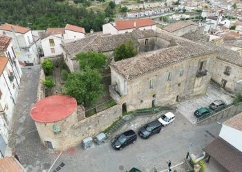 Vista - Stabile - Palazzo corso Giuseppe Garibaldi, San Giorgio Lucano - foto 1