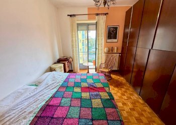 Camera da letto - Three-room apartment via Ettore Bignone, Pinerolo - photo 12